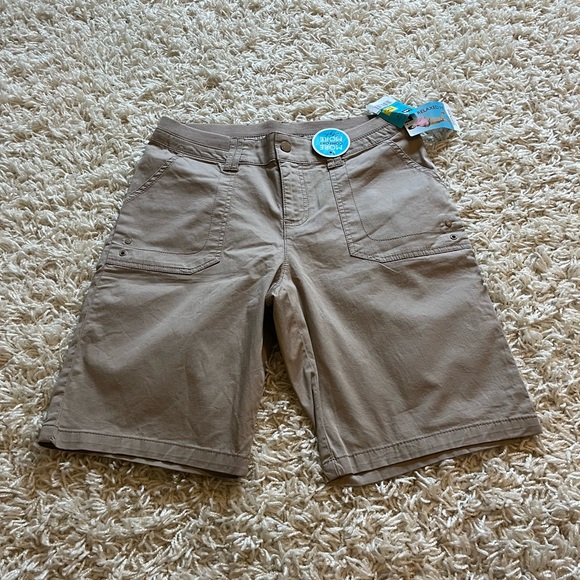 NWT LEE Bermuda shorts - Picture 2 of 6